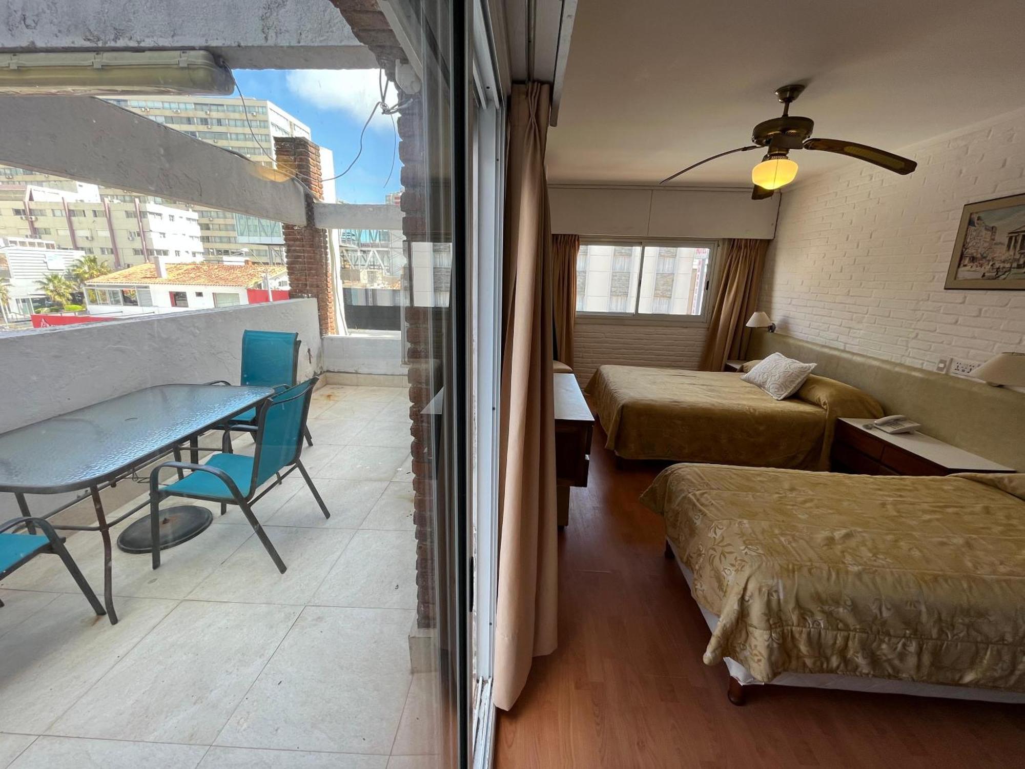 Punta Del Este Shelton Hotel מראה חיצוני תמונה